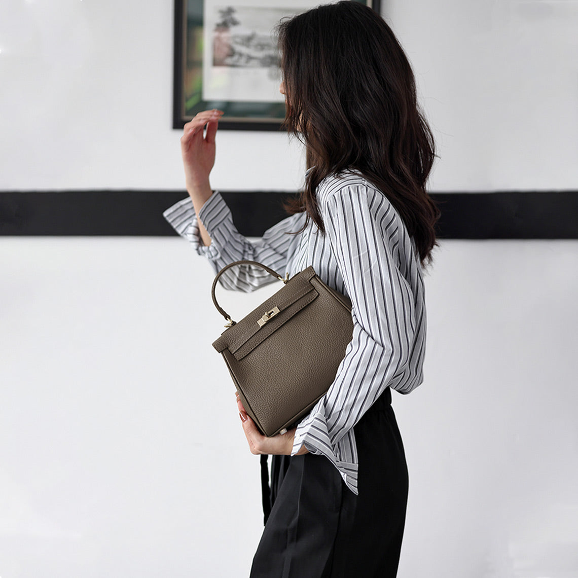 Top Handle Leather Bag DIY Kit – Hand-Stitch Your Own Bag detail image 14
