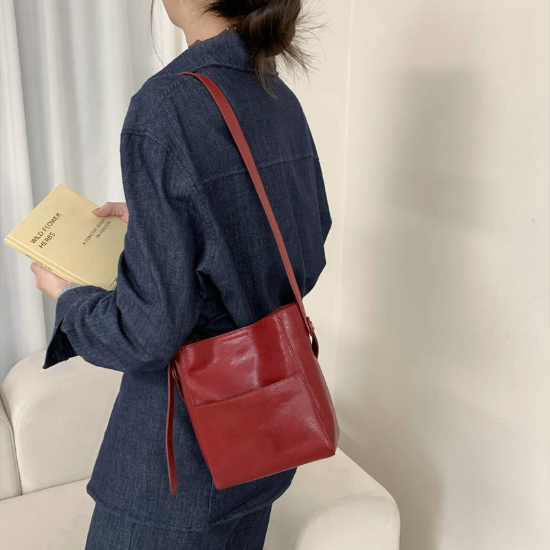 Vintage Vegetable Tanned Leather Bucket Bag - Minimalist Crossbody detail image 7
