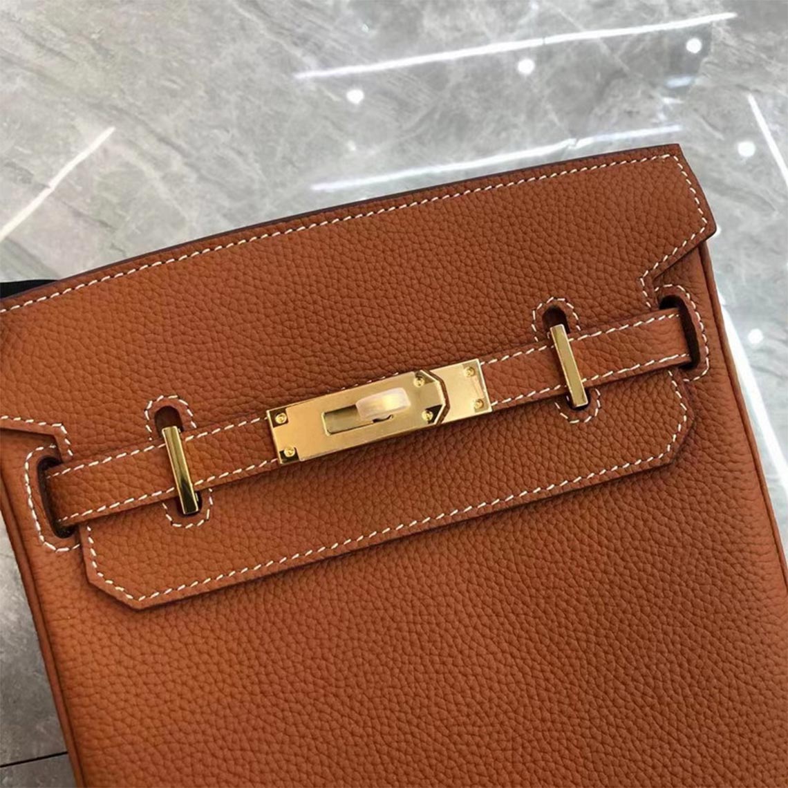 Top Grain Leather Unisex Crossbody Backpack with Turn Lock detail image 20