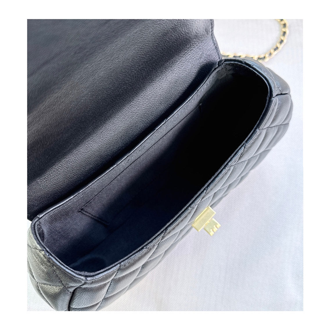 Quilted Sheep Leather Flap Handbag with Gold-Tone Chain Strap detail image 8