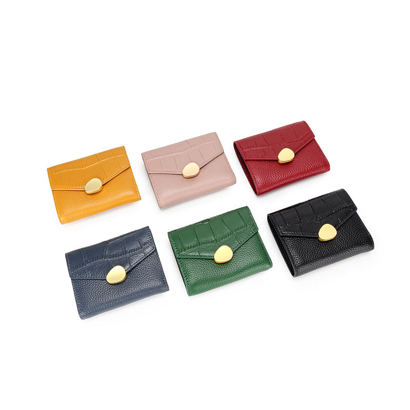Crocodile Pattern Top Grain Leather Short Wallet Purse detail image 1