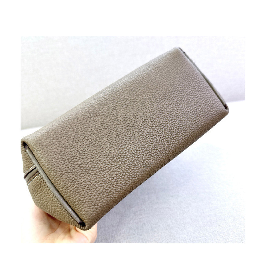 Mini 24/24 Bag in Top Grain Leather with Gold Hardware – Small and Large Sizes detail image 8