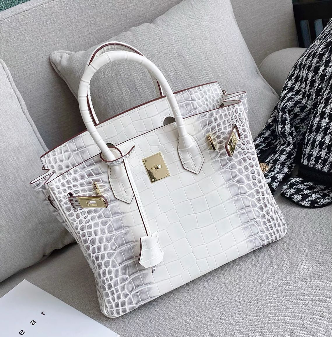 Top Handle Bag with Crocodile Pattern in Genuine Leather, Medium and Large Sizes detail image 1