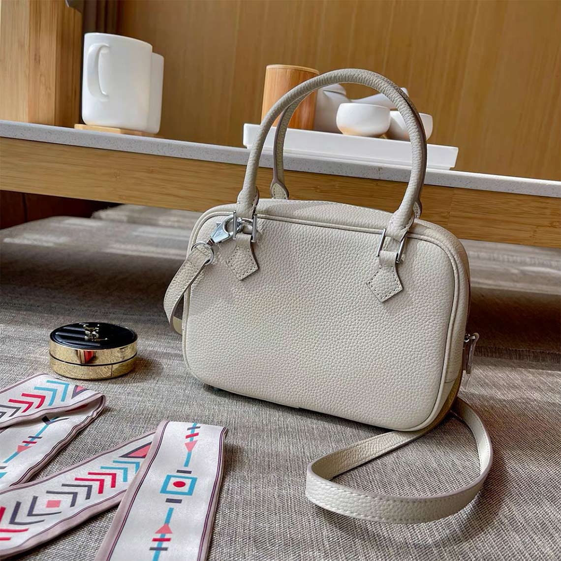 Top Grian Leather Mini Plume Bag – Top Grain Leather, Detachable Strap detail image 8