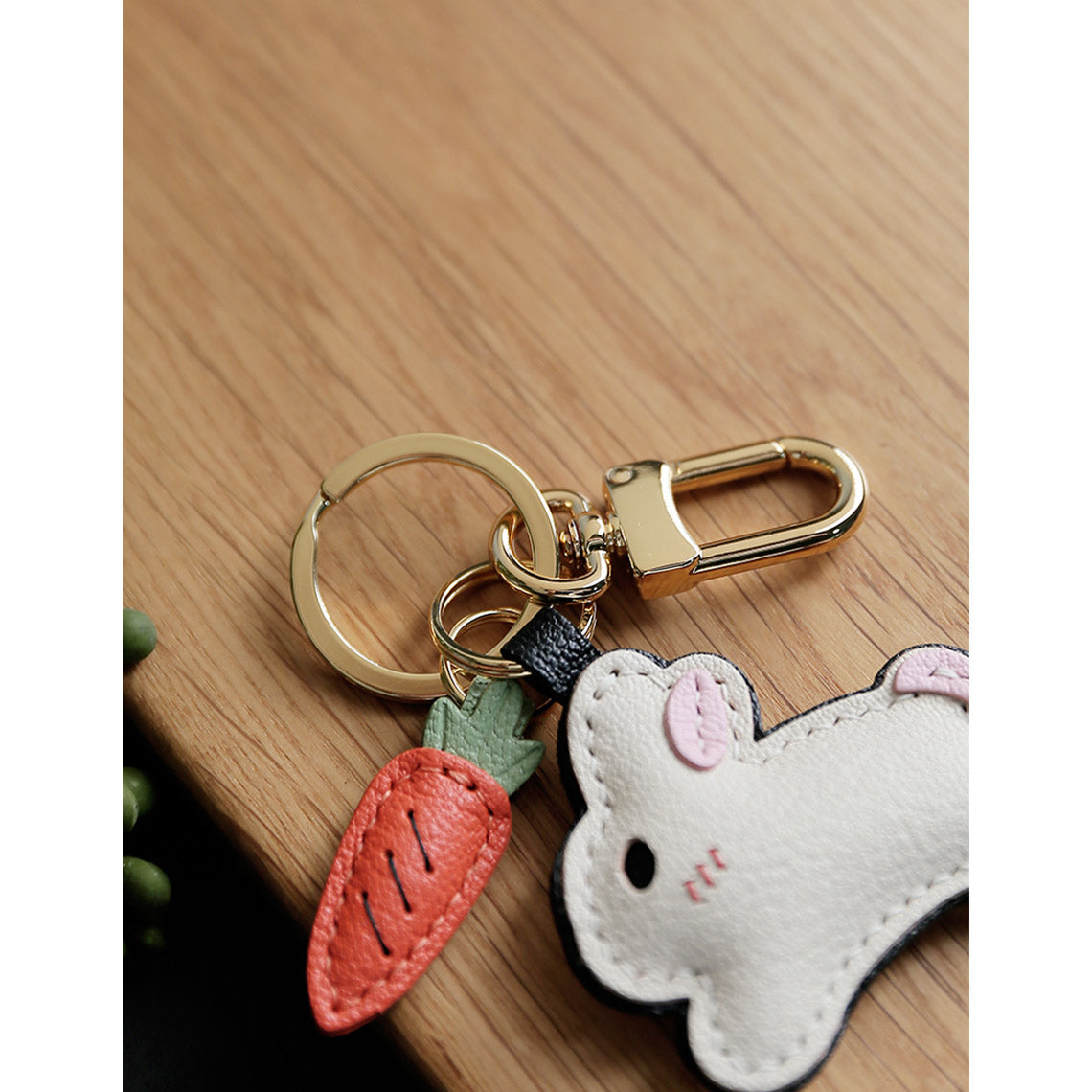 Bunny & Carrot Keychain DIY Kit – Goatskin Leather Hand Sewing Craft detail image 11