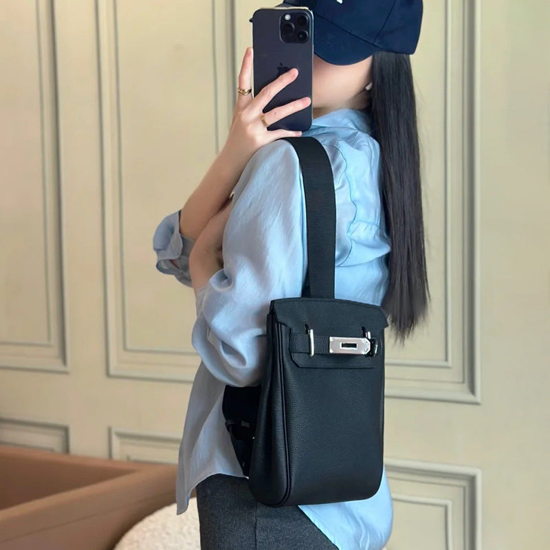 Unisex Top Grain Leather Crossbody Backpack with Turn Lock detail image 2