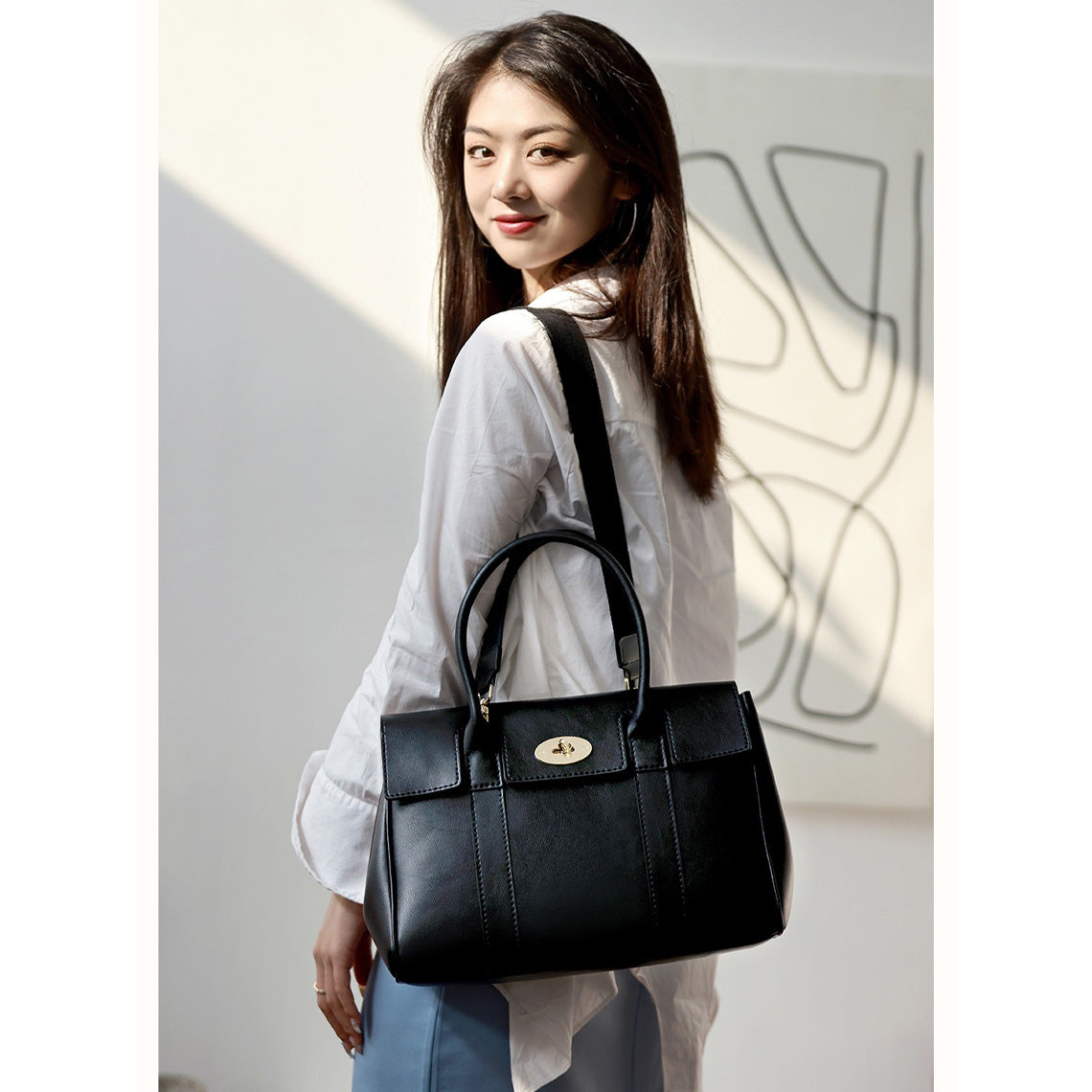 Hand Sewn Leather Work Tote Bag DIY Kit – Pre-Cut & Pre-Punched detail image 7