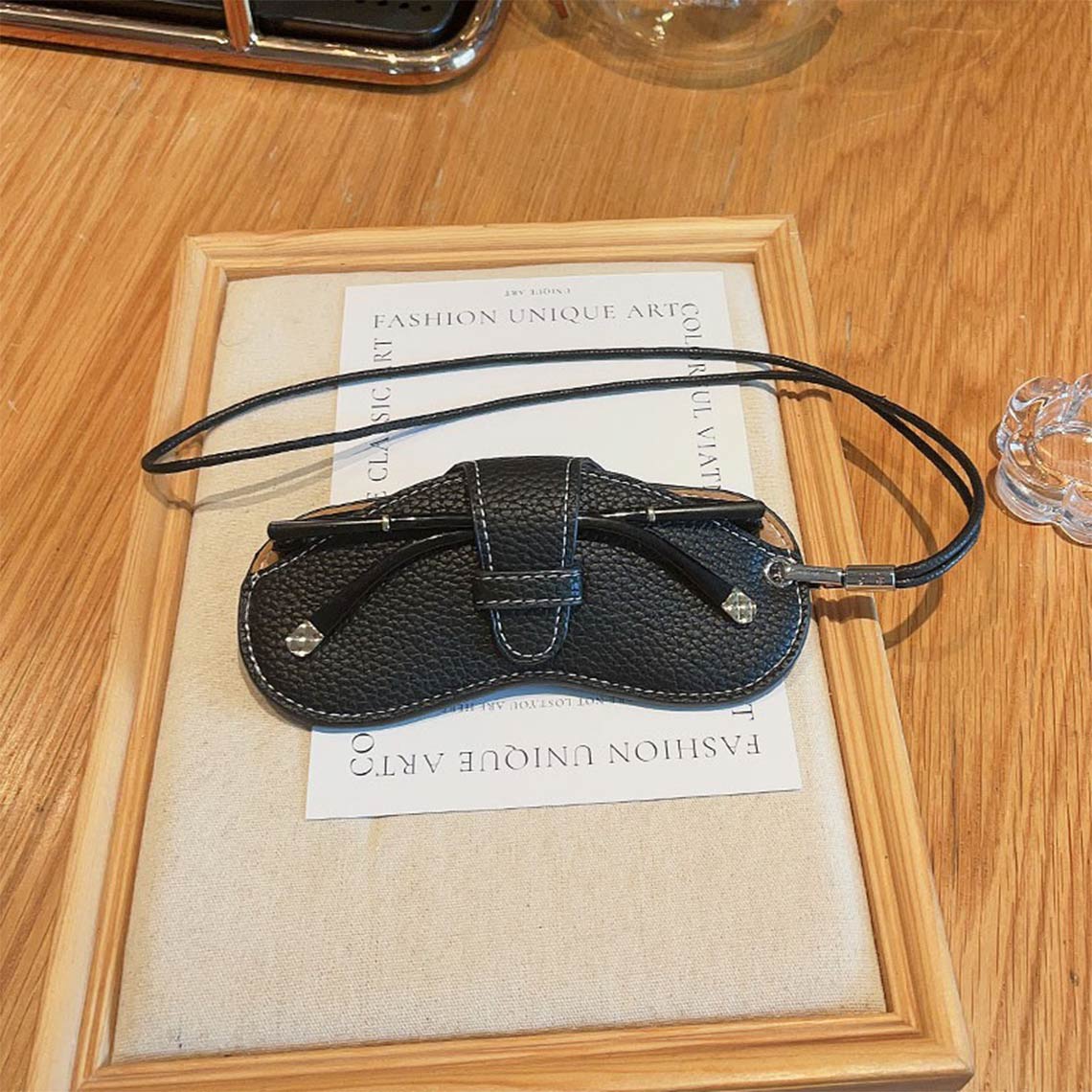 Top Grain Leather Eyeglasses Holder with Optional Lanyard detail image 4