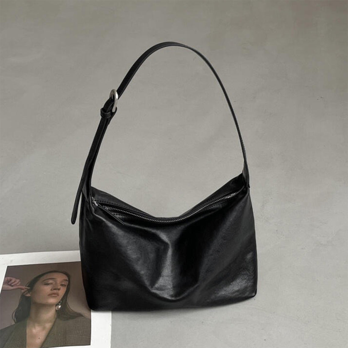 Vegetable Tanned Leather Minimalist Shoulder Bag detail image 5