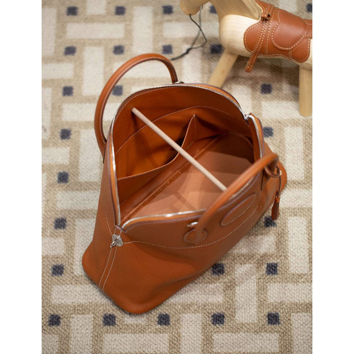 Top Grain Leather Boli Handbag in Blue, Black, Taupe, Gold Brown detail image 17