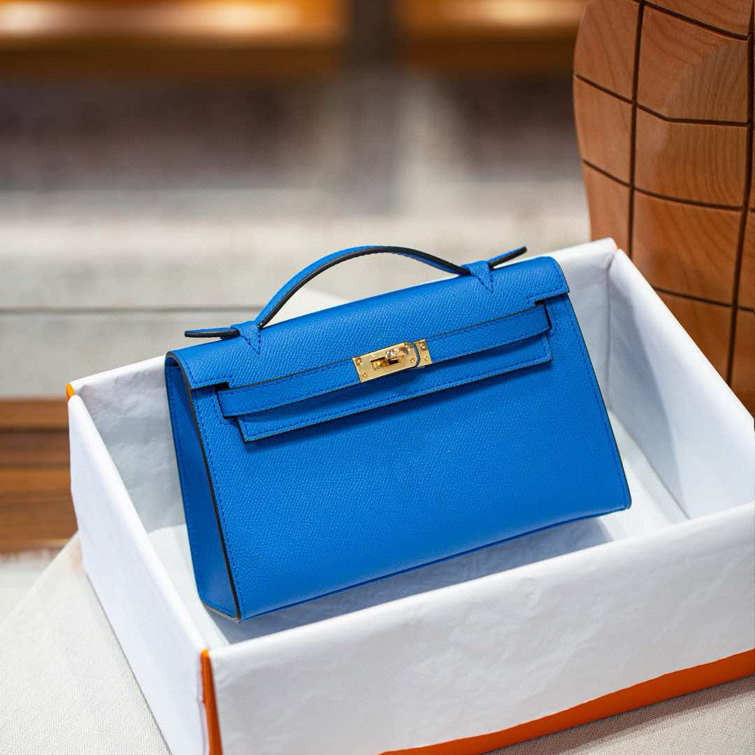 Small Leather Top Handle Bag with Adjustable Strap for Women detail image 20