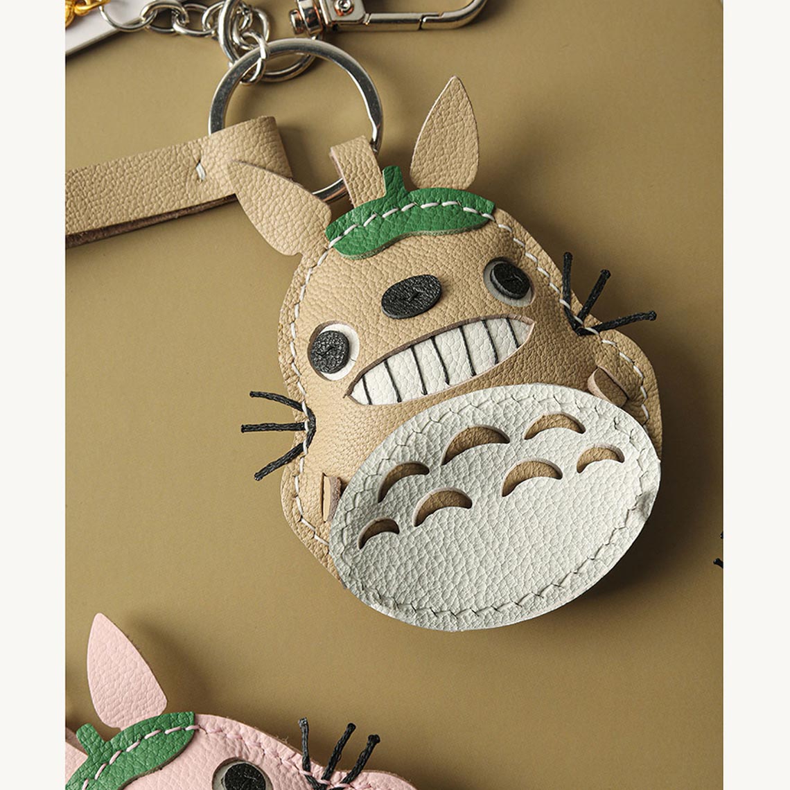 Goatskin Leather Cat Keychain DIY Kit – Hand Sewing Craft Project detail image 1