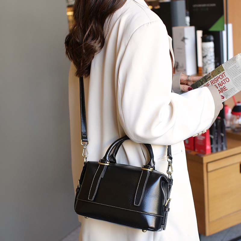 Vegetable-tanned Leather Boston Bag | Cowhide Crossbody Handbag detail image 11