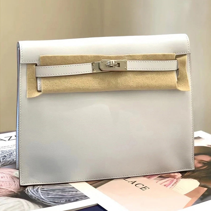 Danse Top Handle Bag in Top Grain Leather with Adjustable Strap detail image 17