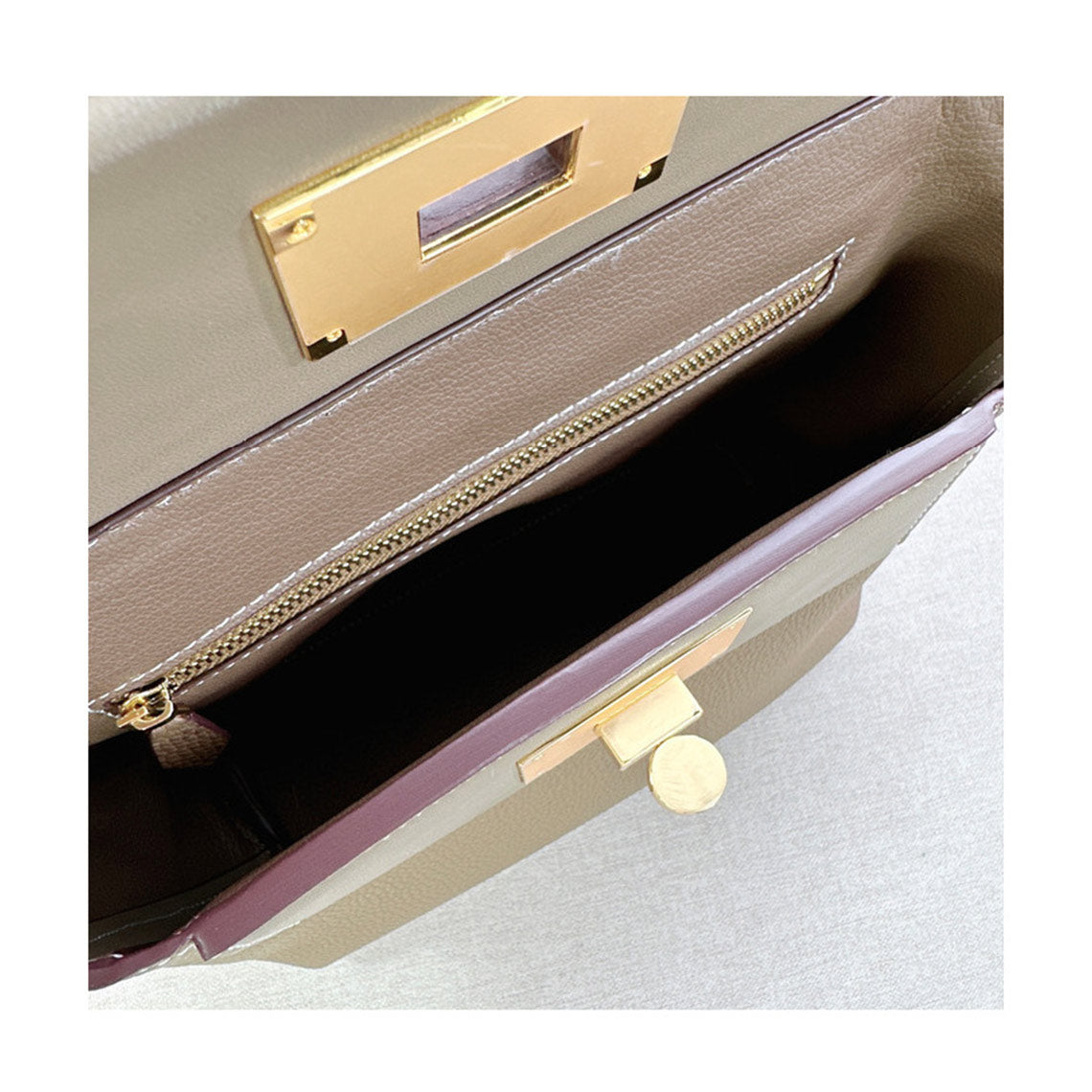 Mini 24/24 Bag in Top Grain Leather with Gold Hardware – Small and Large Sizes detail image 7