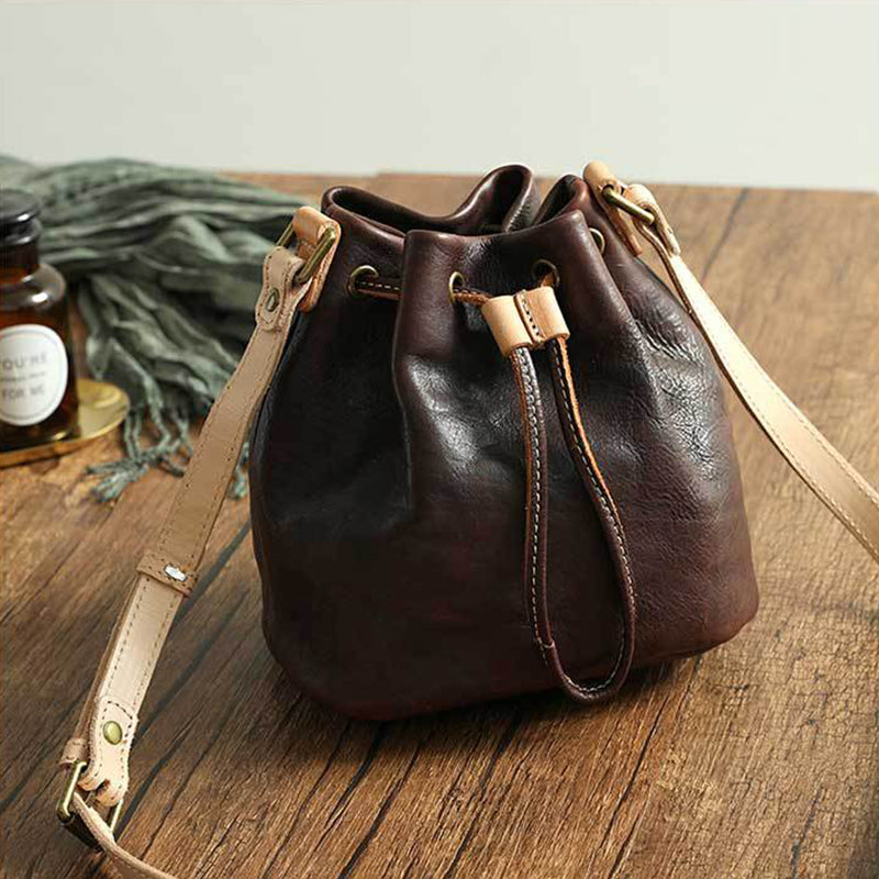 Drawstring Retro Vegetable Tanned Leather Bucket Bag detail image 6