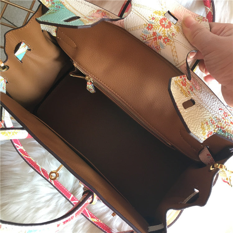 Graffiti Top Handle Bag 30cm Top Grain Leather Shoulder Bag detail image 7