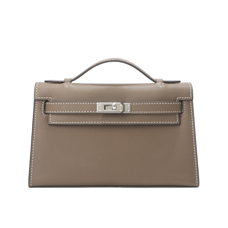 Smooth Calfskin Pochette Handbag with Detachable Shoulder Strap detail image 6