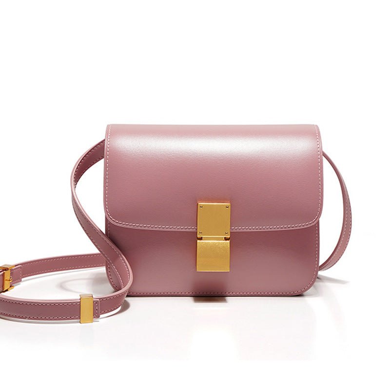 Classic Box Bag in Glossy Cowhide Leather – Small and Medium detail image 15