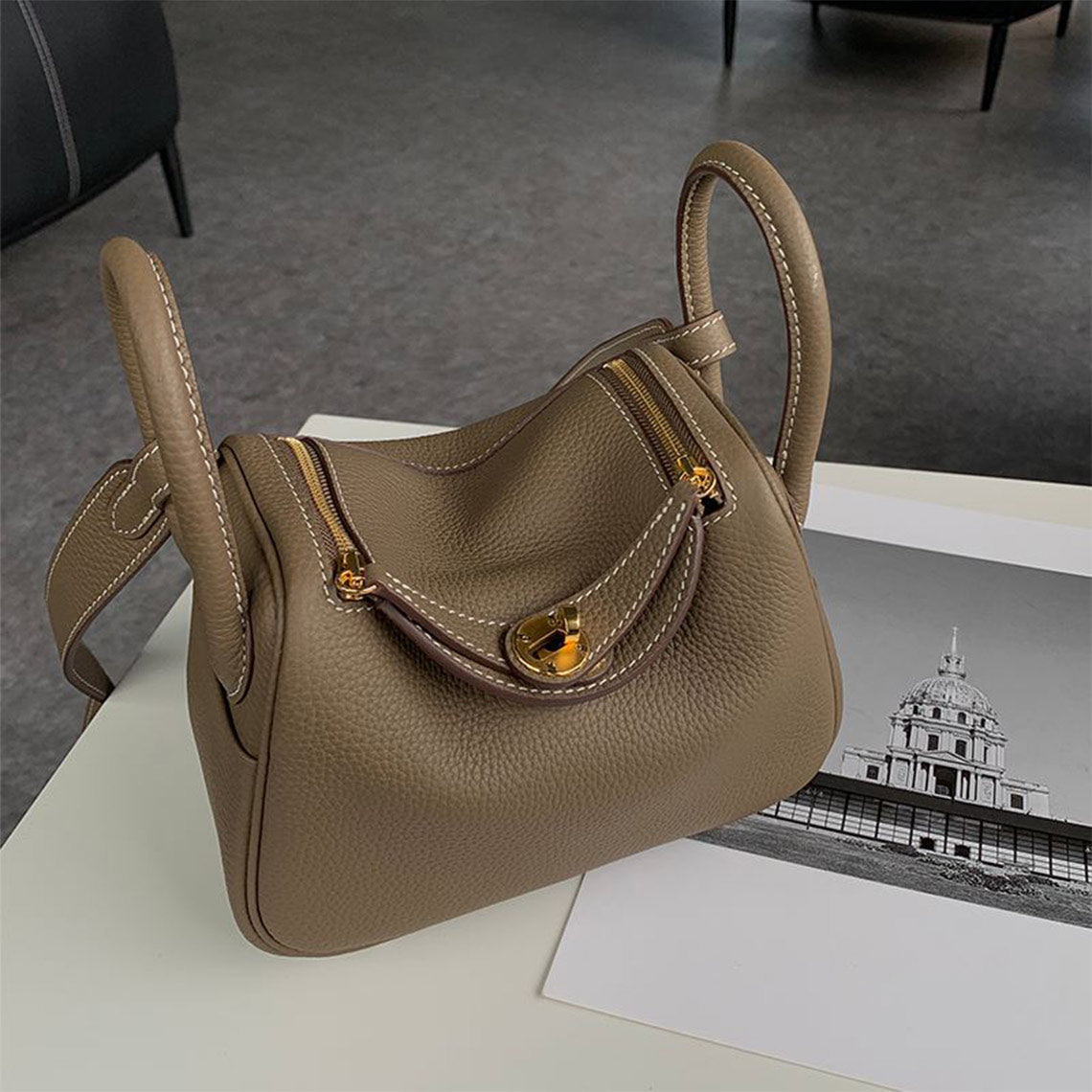 Pebbled Grain Leather Shoulder Bag with Gold Hardware – Small and Medium Sizes detail image 11