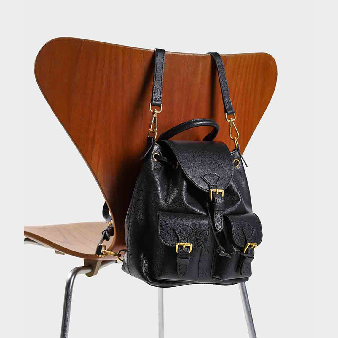 Top Grain Leather Black Backpack DIY Kit with Detachable Straps detail image 10