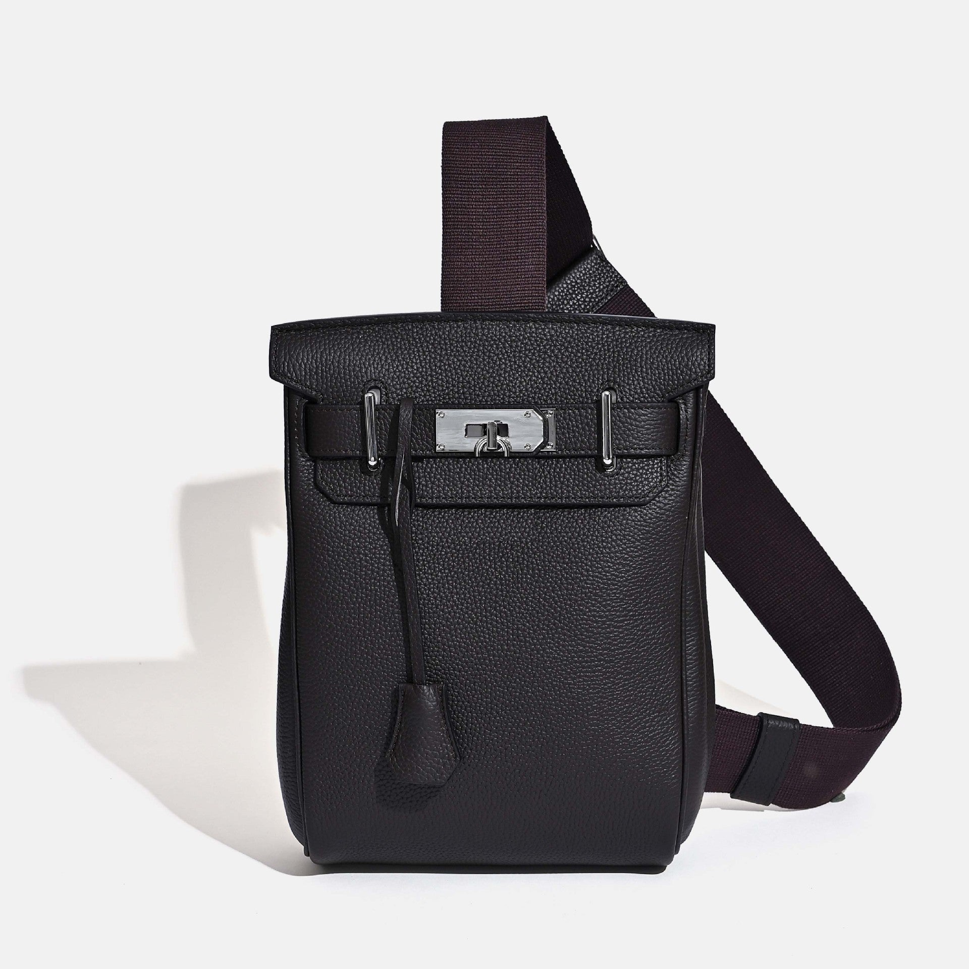 Unisex Top Grain Leather Crossbody Backpack with Turn Lock detail image 7