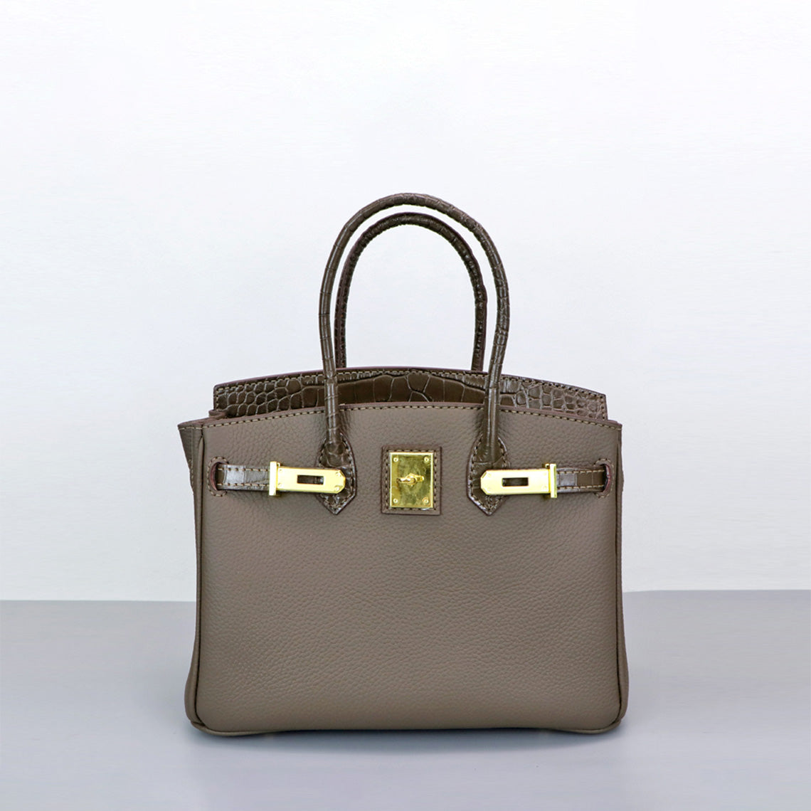 Top Grain Leather Bi-Color Bag DIY Kit with Pre-Punched Panels detail image 3