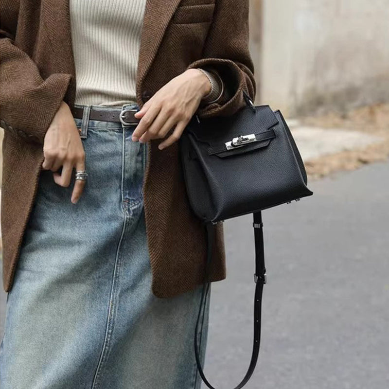 Minimalist Top Grain Leather Shoulder Bag with Silver Hardware detail image 2