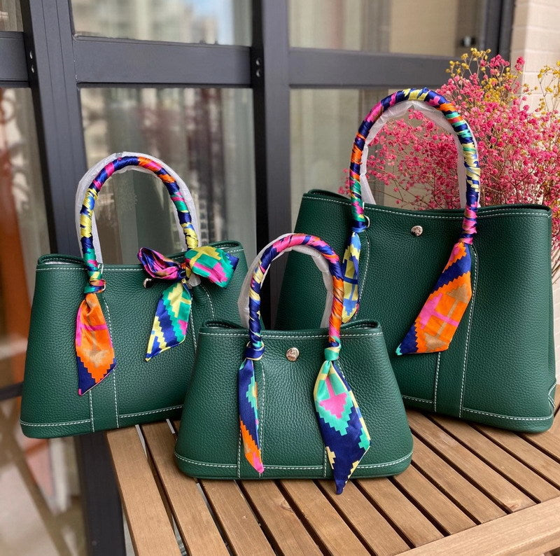 Top Grain Leather Tote Bag with Removable Canvas Strap detail image 10
