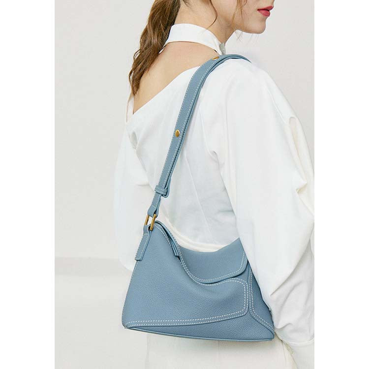 Geometric Dumpling Leather Crossbody Bag with Adjustable Strap detail image 15