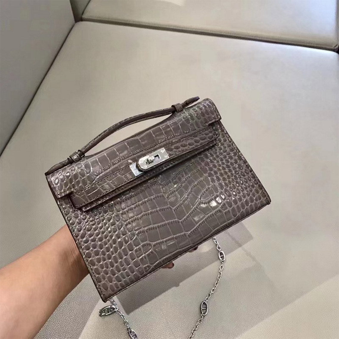 Top Grain Leather Top Handle Clutch Bag with Detachable Chain detail image 9
