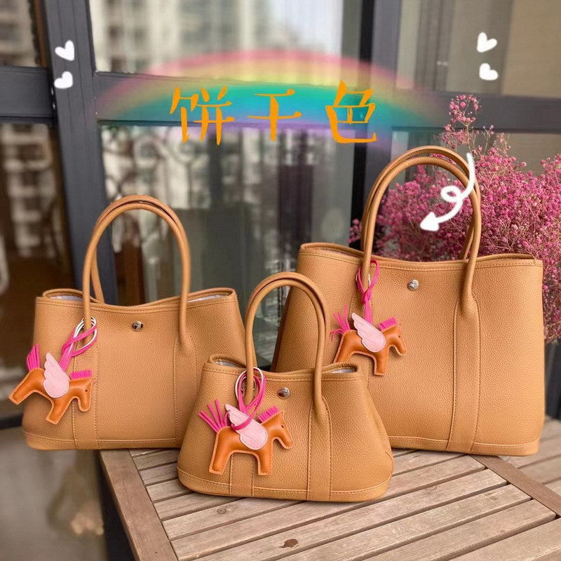 Top Grain Leather Tote Bag with Removable Canvas Strap detail image 19