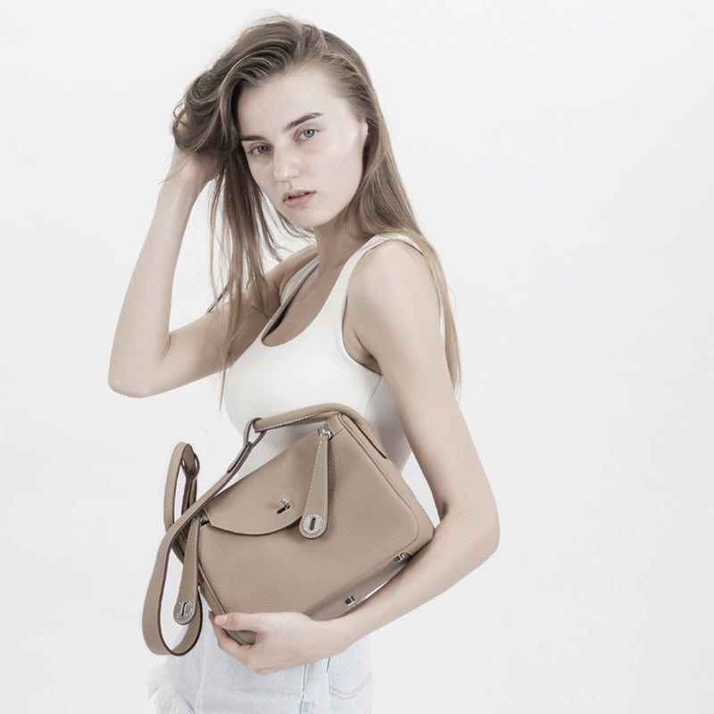 Pebbled Grain Leather Shoulder Bag with Silver Hardware – Medium and Large Sizes detail image 1