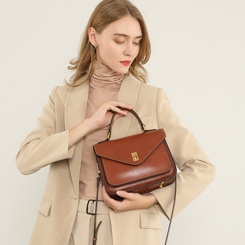 Vegetable Tanned Cowhide Leather Handbag | Black, Dark Brown, Jade Green detail image 3