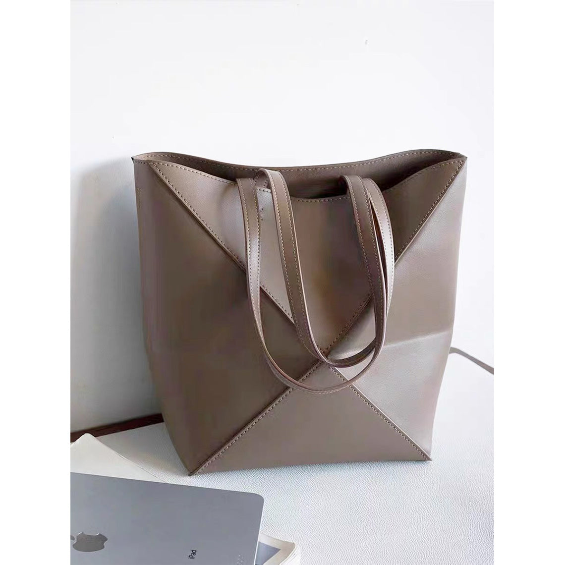 HANDSEWGIFT Leather Fold Tote Bag DIY Kit – Grey detail image 9