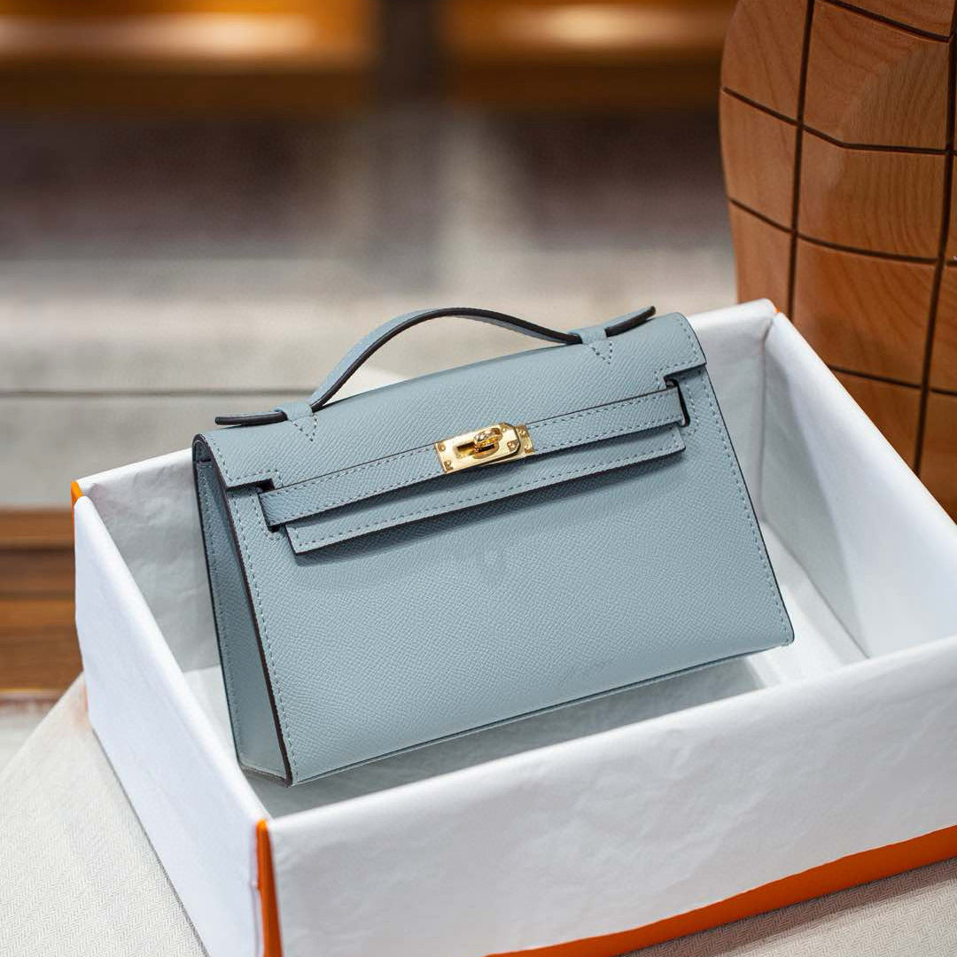 Small Leather Top Handle Bag with Adjustable Strap for Women detail image 18