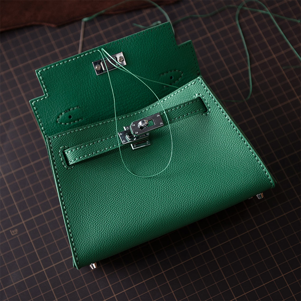 HandsewGift Top Grain Leather Sellier Bag DIY Kit — Normal & Mini Sizes detail image 17