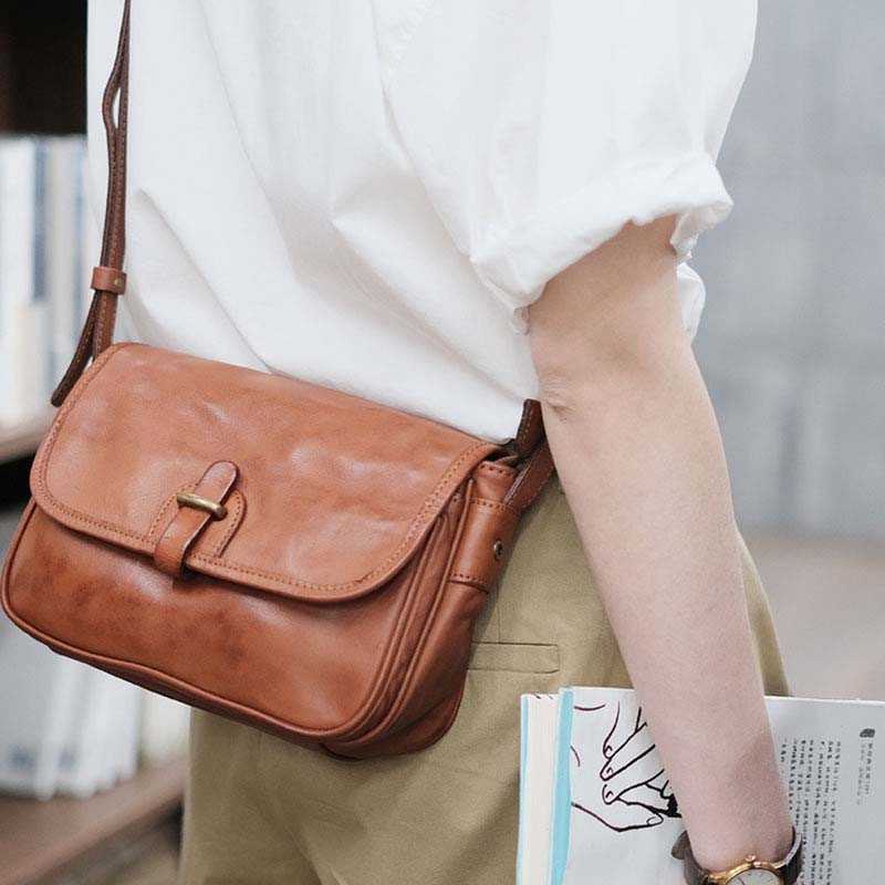 Small Square Leather Messenger Bag with Adjustable Strap – Black & Brown detail image 18