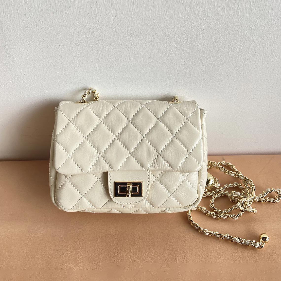 Top Grain Leather Quilted Chain Bag DIY Kit – Creamy White or Black detail image 3
