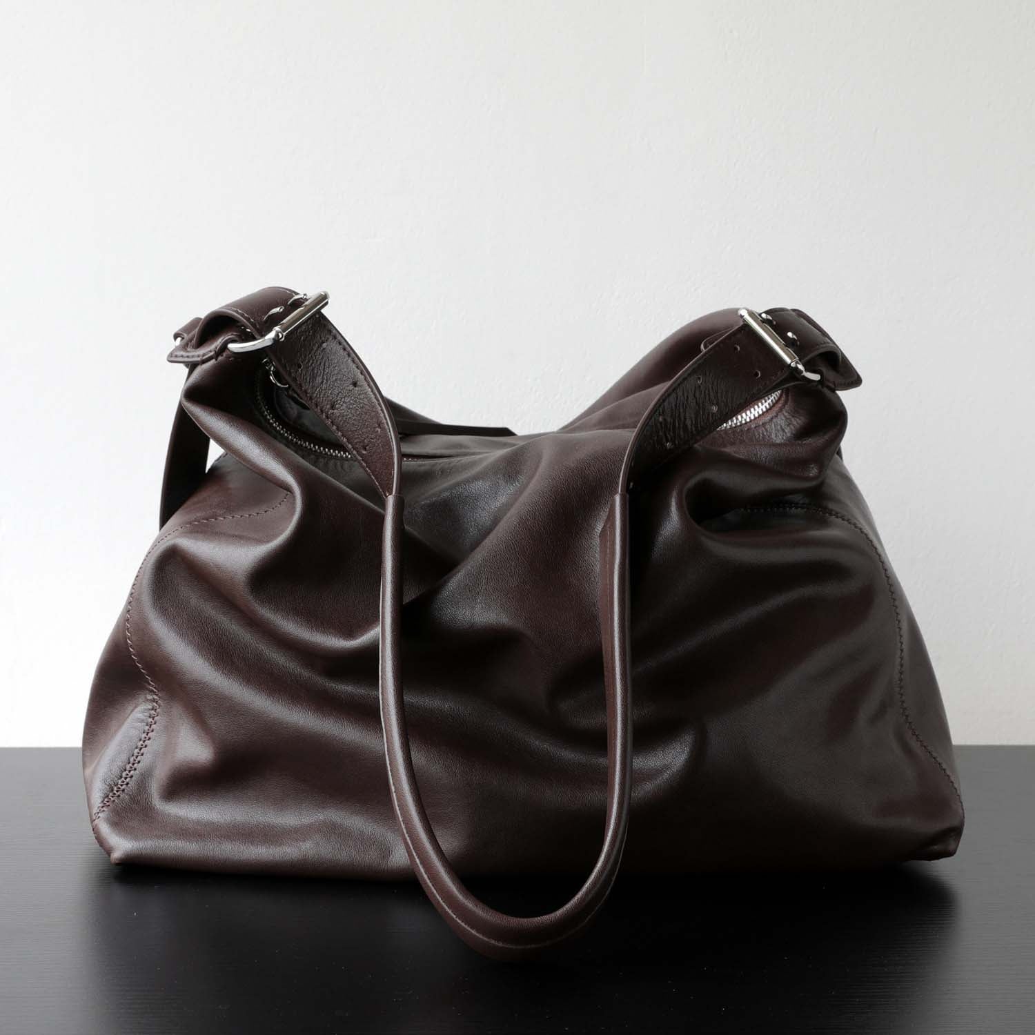 Vegetable Tanned Leather Hobo Bag detail image 7