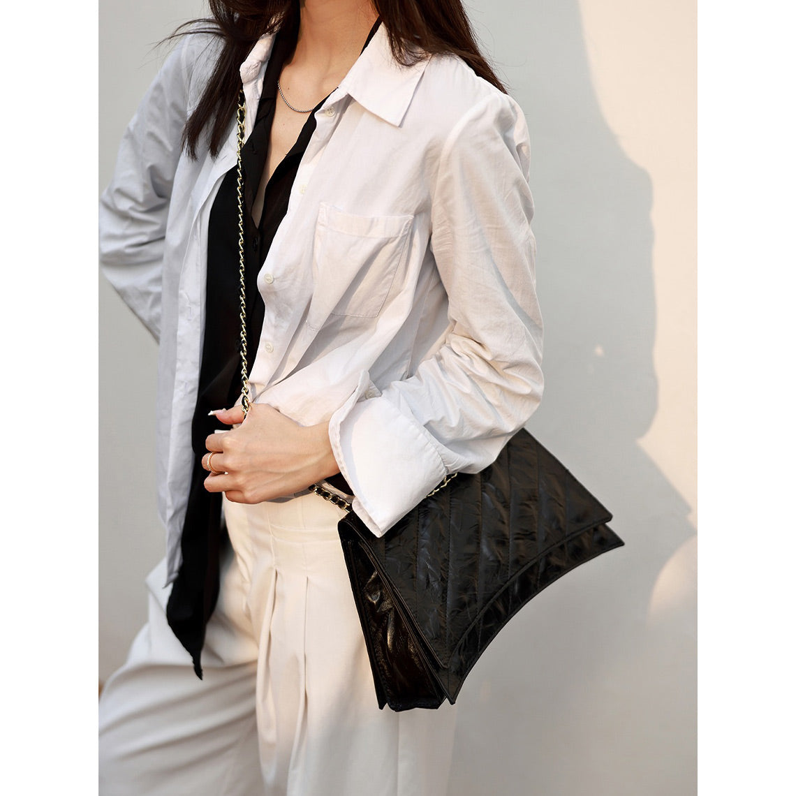 Top Grain Leather Hourglass Bag DIY Kit – Hand Sewn by You detail image 7