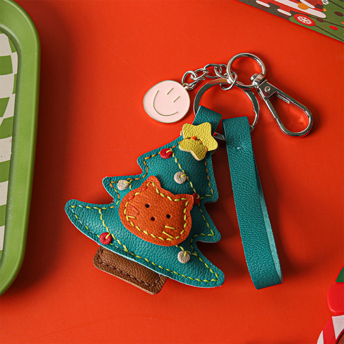 Hand Sewn Leather Kitty Christmas Tree Keychain DIY Kit detail image 7