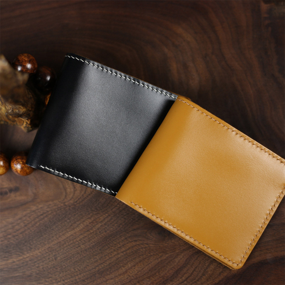 Full Grain Leather Slim Wallet DIY Kit – Hand Sewn, Two Styles detail image 3