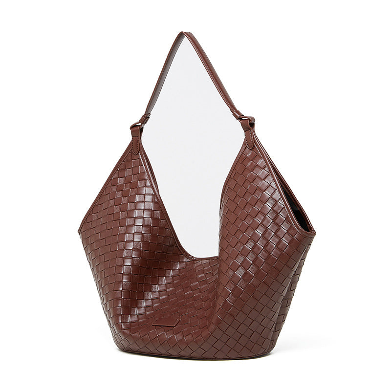 Large Capacity Woven Leather Underarm Bag for Daily Commute detail image 6