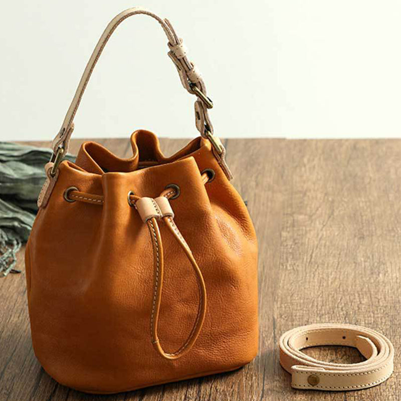 Drawstring Retro Vegetable Tanned Leather Bucket Bag detail image 5