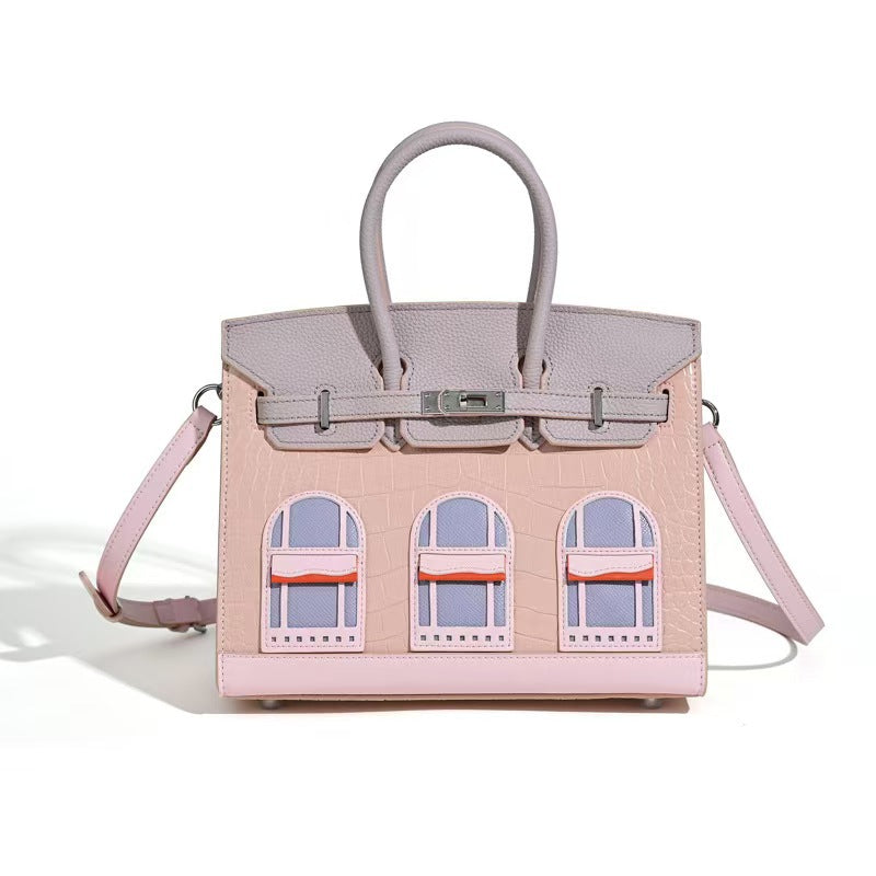 House-Shaped Top Handle Bag in Pebbled Grain Leather – Three Sizes detail image 16