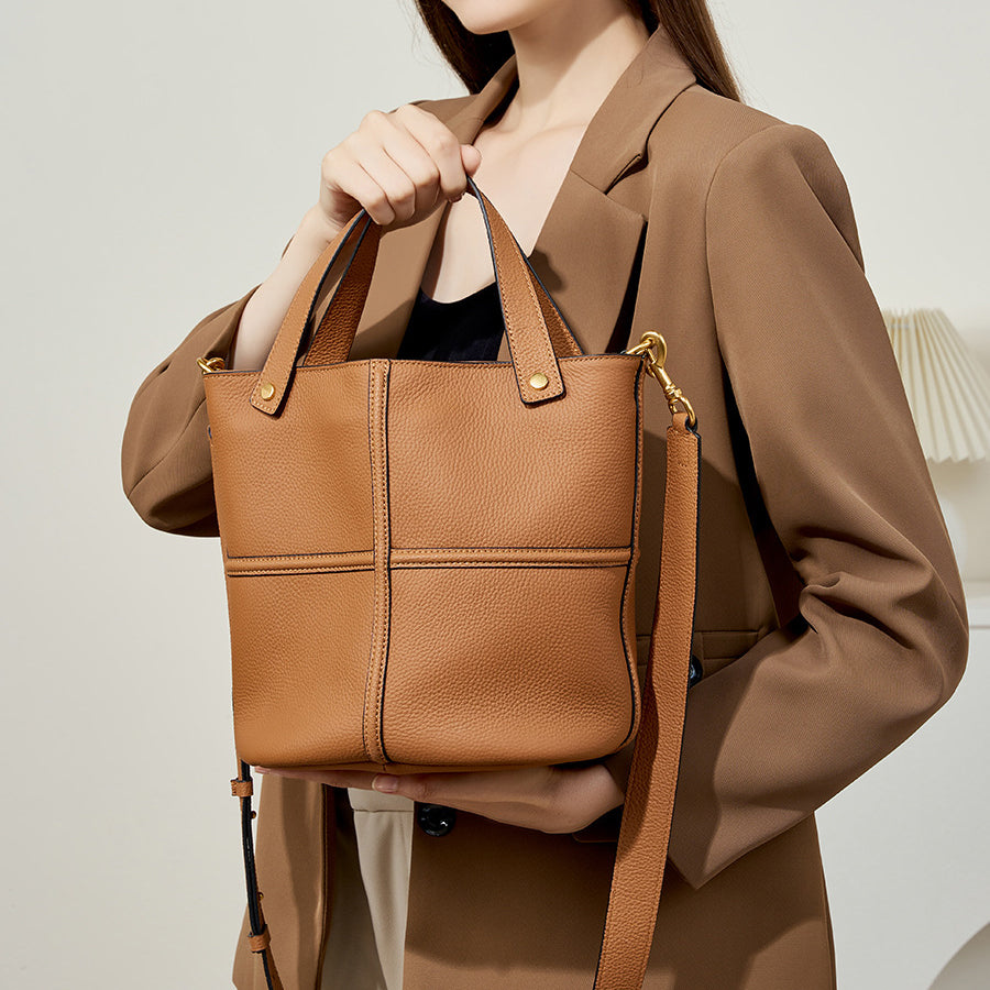 Premium Full Grain Leather Bucket Bag - Minimalist Daily Tote detail image 4