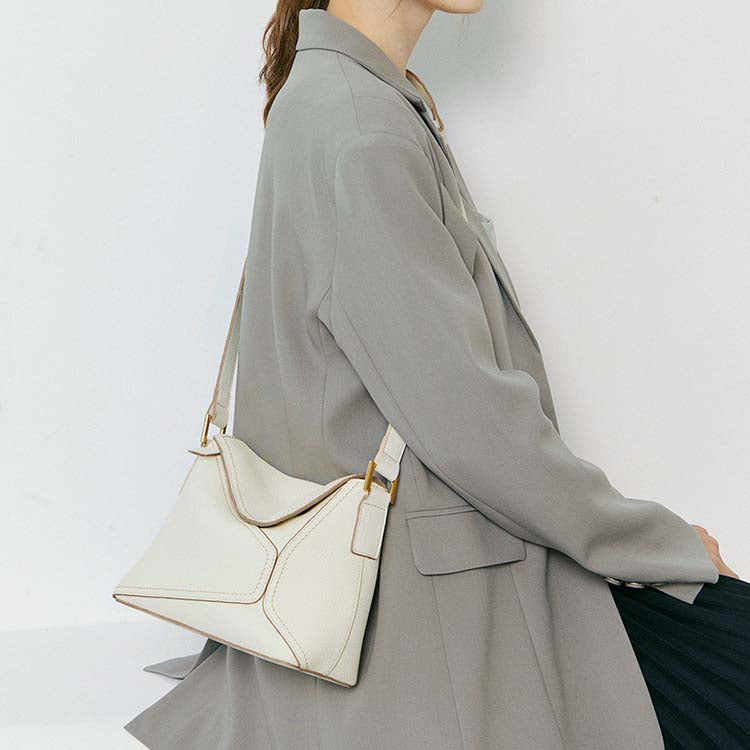 Geometric Dumpling Leather Crossbody Bag with Adjustable Strap detail image 12