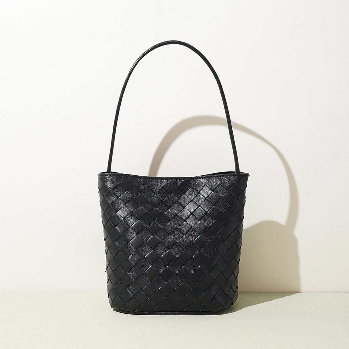 Sheep Leather Small Woven Tote Bag with Detachable Strap detail image 2