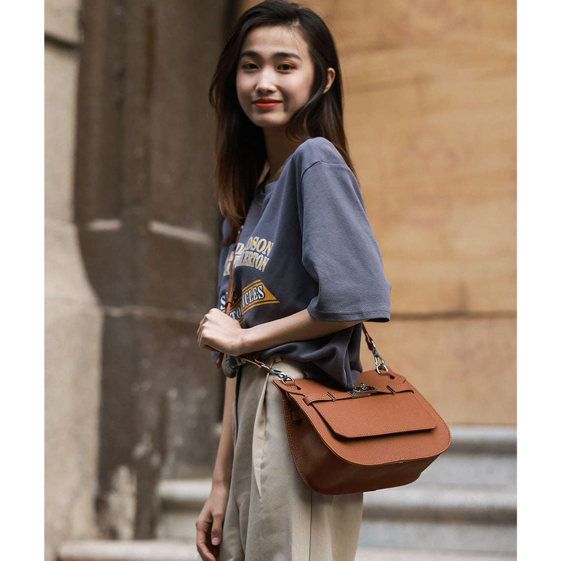 Hand Sewn Top Grain Leather Messenger Bag DIY Kit – Brown & Taupe detail image 8